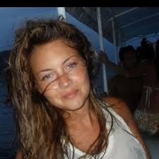 Bev harvey (@bevharv_bev)