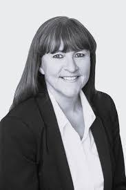 Tracey Keeney's Instagram, Twitter & Facebook