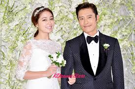Gong yoo and lee min jung are perfect pair. Lee Byung Hun And Lee Min Jung Poses A Graceful And Beautiful Figure At Wedding Press Conference On Aug 10 2013 Photos Kdramastars