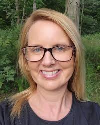 Michelle Ridenour's Instagram, Twitter & Facebook