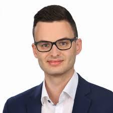 Colin Huber's Instagram, Twitter & Facebook