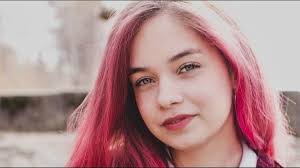 Iris Reeves steht zu ihrer Depression «Das echte Leben ist mehr als nur  Insta-Bilder