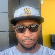 Darius Neal's Instagram, Twitter & Facebook