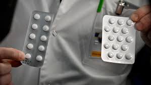 This includes middle ear infections, strep throat, pneumonia, traveler's diarrhea. Hydroxychloroquine And Azithromycin Effective In Treating Coronavirus French Study Al Arabiya English