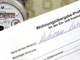 Idealerweise wird das wohnungsübergabeprotokoll von mieter und vermieter gemeinsam bei der begehung der wohnung angefertigt. Raum Fur Raum So Erstellen Mieter Ein Ubergabeprotokoll Geld