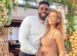 Jason derulo and jena frumes. Jason Derulo Im Baby Fieber Starzip