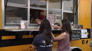 Warm weather = food truck weather. Food Trucks Gather For First Knoxville Food Truck Park