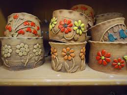 Keramika Z Fary Z Trhu A Dilny Cucharas De Ceramica Macetas De Ceramica Macetas Pintadas