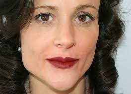 Deena Williams's Instagram, Twitter & Facebook