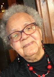 Dorothy Cain's Instagram, Twitter & Facebook