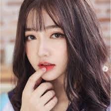 Juliana Hendrix's Instagram, Twitter & Facebook