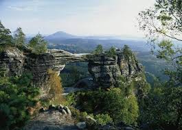 Es setzt sich aus den historischen ländern böhmen (čechy) und mähren (morava) sowie teilen von schlesien (slezsko) zusammen. Profimedia Europa Tschechien Landschaft Tschechische Schweiz Kunstdruck
