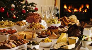 Ho pensato quest'anno di proporvi un paio di esempi come suggerimento per occuparci dell'addobbo della tavola per le festività natalizie. Natale In Tavola Con Il Made In Italy