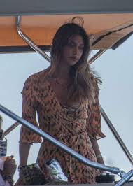 Ahora le dice adiós con el dolor de una vida sin ella, pero con el precioso sentimiento de haber podido recoger tantos momentos para el recuerdo junto a ella. Belen Rodriguez Bio Facts Latest Photos And Videos Gotceleb