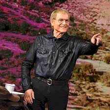 Kiedy i gdzie urodziła się terence hill? A Nevem Valaki Ket Okol Visszater A Terence Hill 20 Ev Utan Unnepli Visszatereset Jelenlegi 2021
