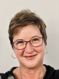 Bronwyn Ray I behind closed doors I Australia