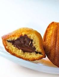 Madeleines Au Nutella Pour 6 Personnes Recettes Elle A Table Recette Recette Madeleine Nutella Recette Recettes De Cuisine