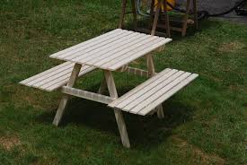 Picknicktisch Fur Kinder Gartentisch Bauanleitung Zum Selber Gartentisch Kinder Gartentisch Picknicktisch