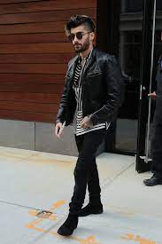 Spotted Zayn Malik In Mcq By Mcqueen And Vintage Leather Jacket Pause Online Men S Fashion Street Style Fashion News Streetwear