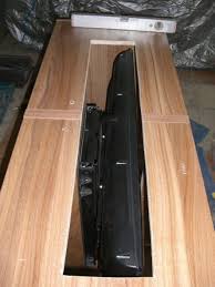 Pin Von Gabriela Catalan Auf Pool House Ideas In 2020 Fernseher Verstecken Tv Wand Verstecken Versteckter Fernseher