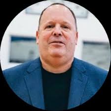 Leon Rose (@leonrosenyk)