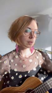 I’ve had this song stuck in my head lately, thought I’d share a little  version of it 🙂 it’s one of my favorite old Nickel Creek tunes ‘I  Should’ve Known Better’, #cover #singer #nickelcreek #folk