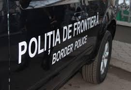 Cel mai probabil filmul a fost postat de unul dintre apropiaţii celui care îl înjură ca la uşa cortului pe poliţist, iar în plus îl şi ameninţă cu bătaia. Situatia La Frontiera Peste 18 Mii De Traversari Timp De O Zi Mai Multe Persoane Au Fost Documentate Pentru Nerespectarea Masurilor De Combatere A Bolilor Epidemice