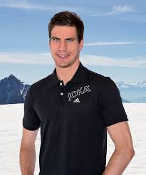 His greatest successes so far are the victories in the 2018 winter olympics and the biathlon world championships 2011 in the sprint. Arnd Peiffer Biathlon Sportler