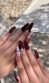 Yes, acrylic nails can fall off on their own. Fall Nails Inspiration For This Autumn Featuring Gel Polish