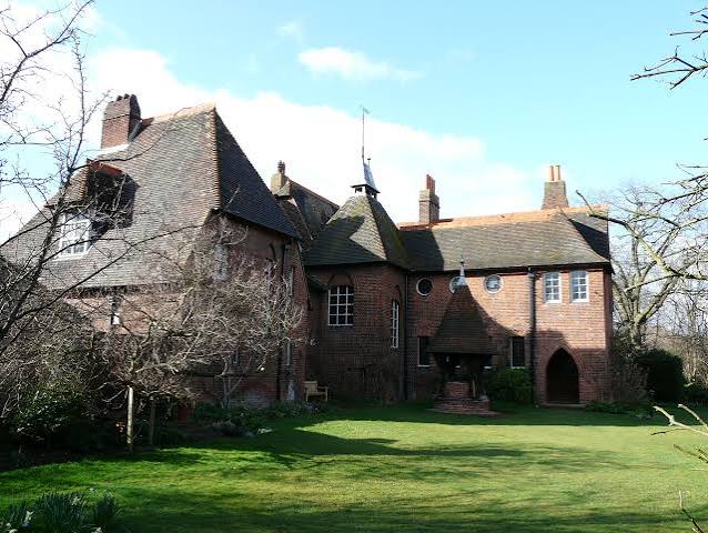 AD Classics: Red House / William Morris and Philip Webb | ArchDaily