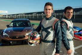 @mikelazcona96 e @jordigene9 gareggeranno a bordo di cupra leon competición, sfidando le convenzioni del mondo del racing alla ricerca della vittoria. Gene And Azcona With The Cupra Leon Competicion In Wtcr Tcr Hub