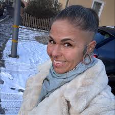 Question for the Lego family: how do I convince wife to gift me this for  Christmas😂