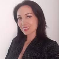 100+ perfiles de «Luz Eneida»