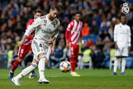 See full list on brainly.co.id Asal Usul Panenka Tendangan Chip Penalti Halaman All Kompas Com