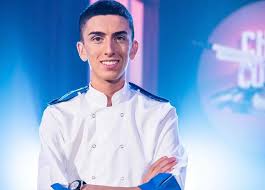 Urmăriți chefi la cutite sezonul 10 episodul 43 online din 6 iunie 2021 hd. DamboviÈ›eanul Valentin Dumitrescu Semifinalist La Chefi La CuÈ›ite Este Cel Mai TanÄƒr Concurent Din Istoria Emisiunii