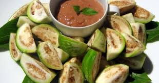 Ca Phao Mam Ruoc Hue Thai Eggplant With Shrimp Paste Dipping Sauce Recipes Vietnamese Recipes Shrimp Paste