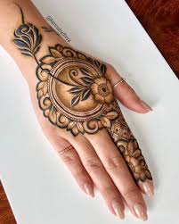 Simple finger ring and bale style make the hands more beautiful ever. Top 100 Mehndi Designs For Hand