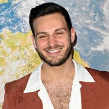 Strictly star Vito Coppola reduces fans to tears as he keeps promise to  Chris McCausland with incredible gesture 🔽 ❤️