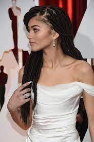 Zendaya At The Oscars Black Prom Hairstyles Hair Styles Long Hair Styles