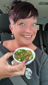 Trying Papaya for the First Time and Sharing Preparation Tips