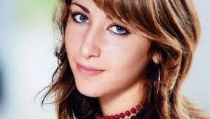 L'incroyable histoire de Chloé, des rumeurs sur l'homosexualité de  Jean-Marie Le Pen... : ce qu'il ne fallait pas rater ce week-end