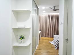 Mid valley megamall promises a full day of continuous entertainment and retail therapy with its vast floors and many shopping outlets. Kl Gateway Deluxe Suite 1 Min To Lrt Mid Valley University Of Malaya Klcc Updated 2021 Tripadvisor Kuala Lumpur Vacation Rental