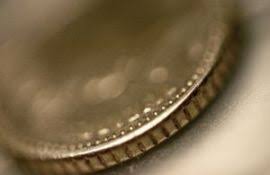 Astfel, incepand cu 1 ianuarie 2019, salariul de baza minim brut pe tara garantat in plata, se stabileste in bani, fara a include sporuri si alte adaosuri, la suma de 2.080 lei lunar (aferent unui salariu net de 1.263 lei). Hg Nr 1051 2008 Pentru Stabilirea Salariului De Baza Minim Brut Pe Tara Garantat In Plata