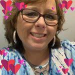 Tammy Lund's Instagram, Twitter & Facebook