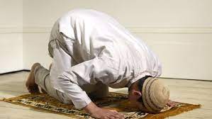 Lebih kurang pkul 5.30 sblom azan subuh. Tata Cara Sholat Tasbih Niat Dan Manfaatnya