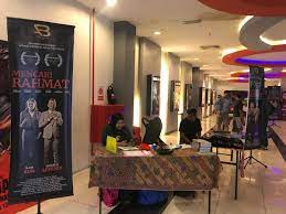 Ulu tiram, malezya otellerinde internet üzerinden büyük indirimler. Ab Roll On Twitter Kami Dah Buka Kaunter 8pm Showtime Superstar Cinema Todays Mall Ulu Tiram Mencarirahmat