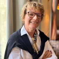 Paula Eason Email & Phone Number