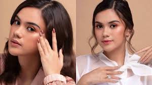 Love adalah film drama indonesia yang dirilis pada tahun 2008.film yang disutradarai oleh kabir bhatia ini dibintangi oleh laudya cynthia bella, irwansyah, fauzi baadila, acha septriasa, darius sinathrya, luna maya, sophan sophiaan, widyawati, surya saputra, wulan guritno, ajeng sardi, aryo wahab, gading marten, marsha aruan, linda ramadhanty, al fathir muchtar, marsha timothy dan joko anwar Biodata Bara Valentino Peter Lengkap Profil Umur Dan Agama Pemeran Rama Di Love Story The Series Sctv