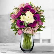 Din câți șefi am avut, ești singurul șef care nu face pe șeful în birou. Urari Si Mesaje De La Multi Ani Mdlpl