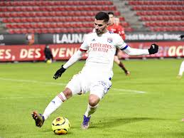 The cfa consists of 72 clubs spread into 4 parallel groups of 18. Ligue 1 Va T On Voir Le Championnat De France En Clair Ce Tele Star